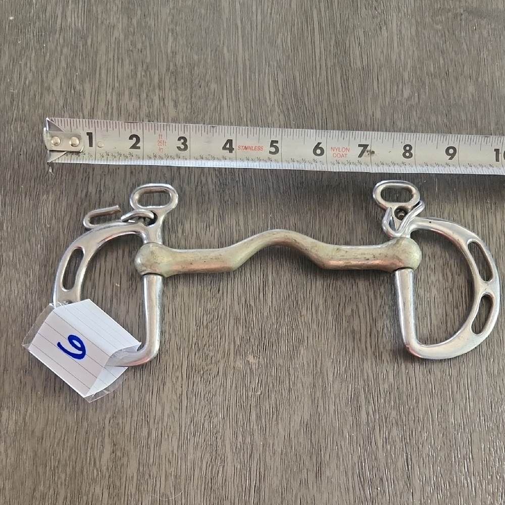English Kimberwick Bit For Horses With Double Rein Slot And Bridle Hooks